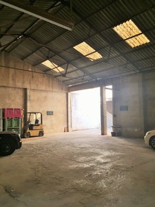 Almacen carlet zona comercial(1)