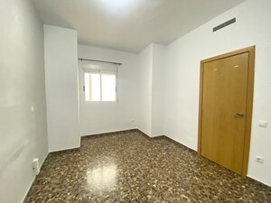 Alquiler planta baja en edificio en guadassuar (10)