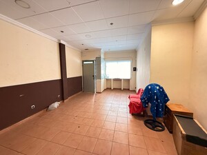 Local zona cerca avda sur(2)