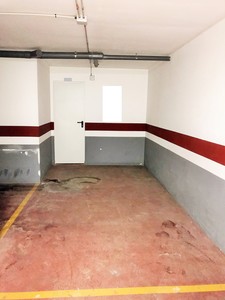 Plaza de parking + trastero(2)