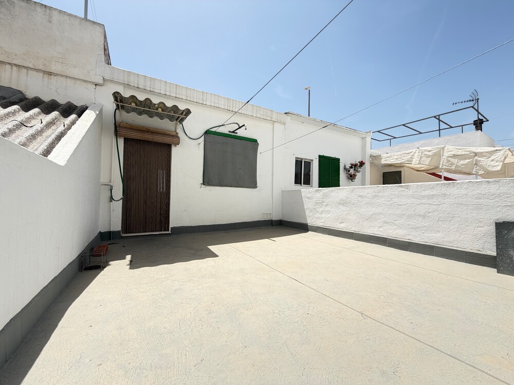 Piso con gran terraza y garaje privado